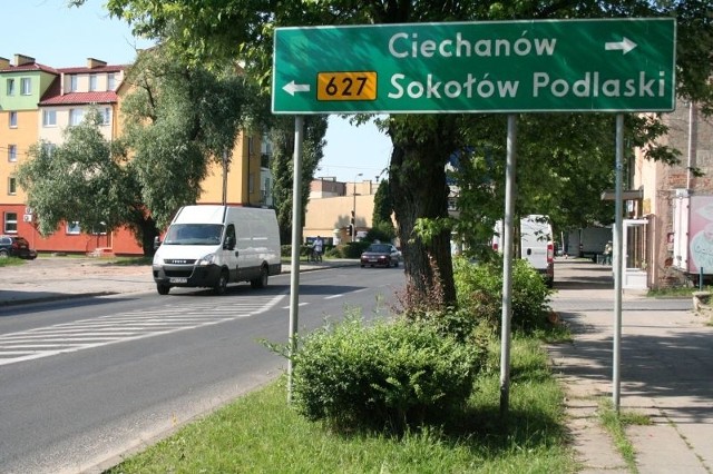 Skręcając z ul. 3 Maja  w Pocztową nie dojedziemy do Ciechanowa