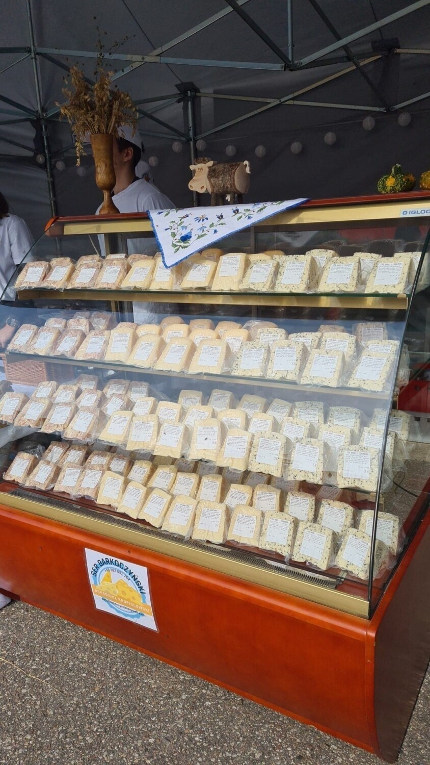 Rodzina Kropidłowskich sprzedaje swoje sery także podczas...