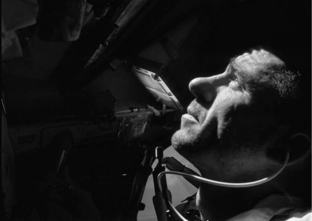 Nie żyje Walter Cunningham, uczestnik pierwszego załogowego lotu w ramach misji Apollo