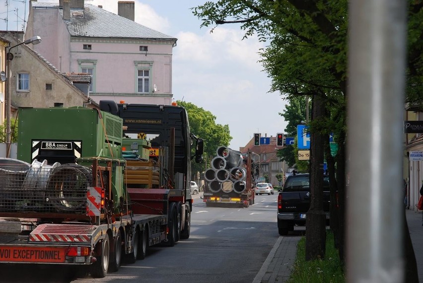 Holendarskie pojazdy ratunkowe na ulicach Świebodzina