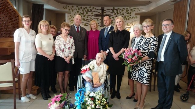107. urodziny Konstantyny Wróbel w Senior Residence w Katowicach