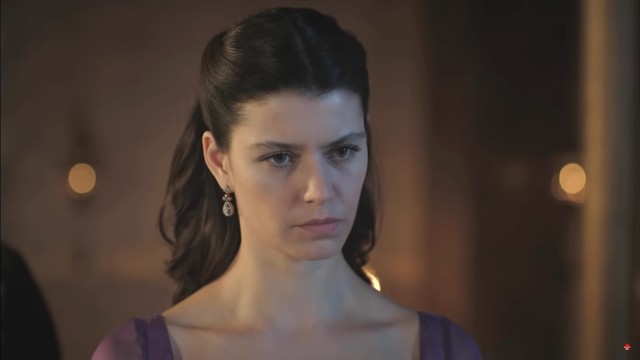 Muhteşem Yüzyıl: Kösem https://www.youtube.com/watch?v=aPTVAADcLL8&ab_channel=MuhteşemYüzyıl:Kösem (HD)