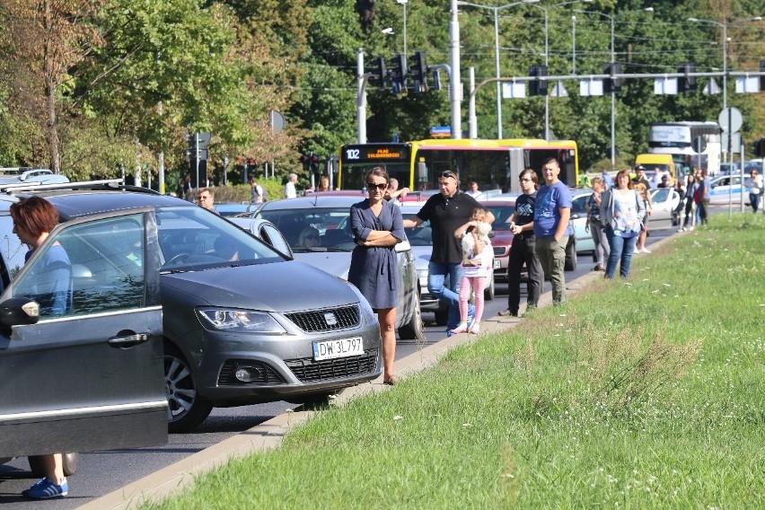 37. PKO Maraton Wrocław. Wielu kierowców utknęło w korku (ZDJĘCA)