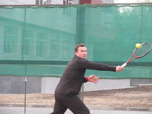 Jordan Czapski wygrał ostatnie zawody przed sezonem letnim na kortach ziemnych.