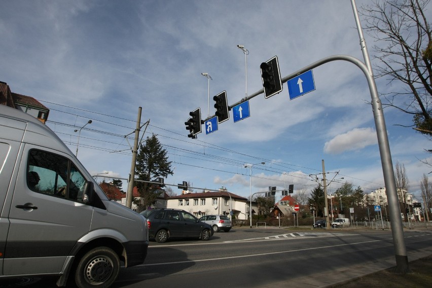 Dlaczego światła przy ul. Ślężnej nie działają?