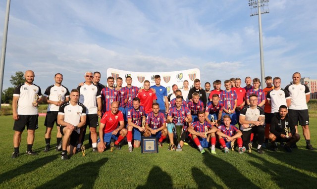 17.06.2023. Polonia Bytom została nagrodzona za awans do II ligi.