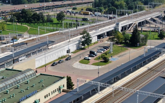 Po remoncie na dworcu Łódź Kaliska obsługę pasażerską zapewni łącznie już pięć peronów.