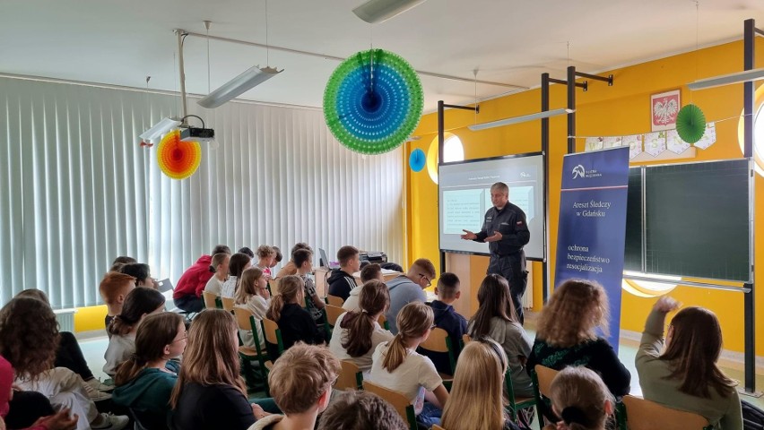Ponad 4 tys. uczniów z Lublina wzięło udział w programie edukacyjnym „W służbie prawu”