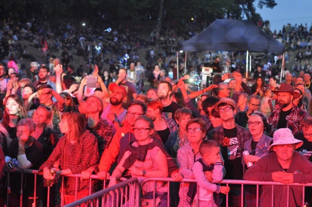 Publiczność nad Jeziorem Proboszczowskim bawiła się znakomicie