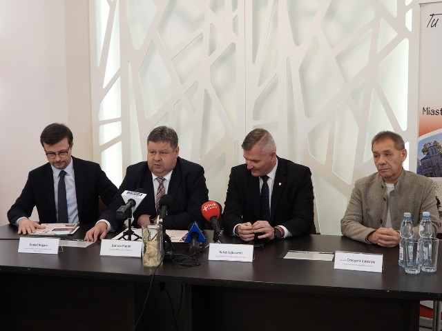 Zapraszamy wszystkich do Skaryszewa na Wstępy – mówił na konferencji Dariusz Piątek, Burmistrz Miasta i Gminy Skaryszew.