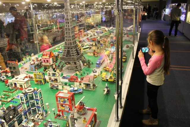 Wystawa Budowli z Klocków LEGO w poznańskiej Galerii Pestka