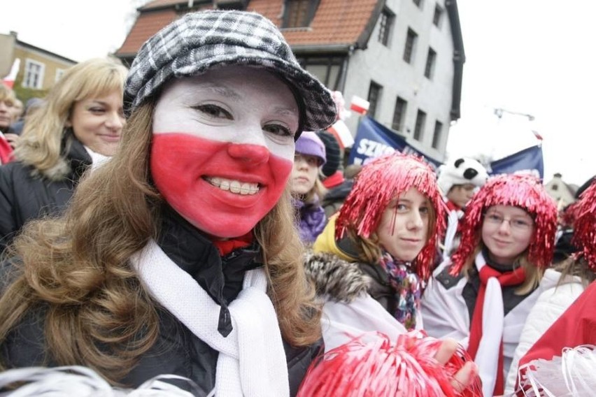 Grupy rekonstrukcyjne, a także zespoły konne, w tym 18 Pułk...