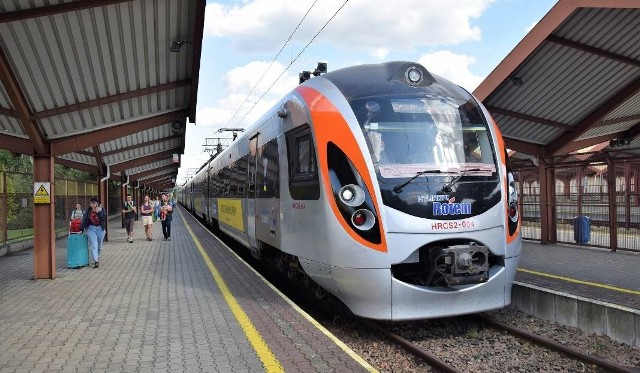 Uruchomione ponad dwa lata temu bezpośrednie połączenie kolejowe Przemyśla z Kijowem okazało się "strzałem w dziesiątkę".