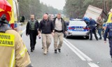 Wypadek na trasie przejazdu kolumny prezydenckiej: Andrzej Duda zabronił jechać dalej, szef BBN ruszył na ratunek rannym