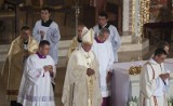 Papież Franciszek stracił równowagę i uderzył się w głowę [WIDEO]