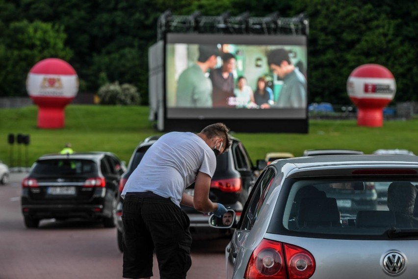 W Pabianicach będzie kino samochodowe. Kto może przyjecheć?