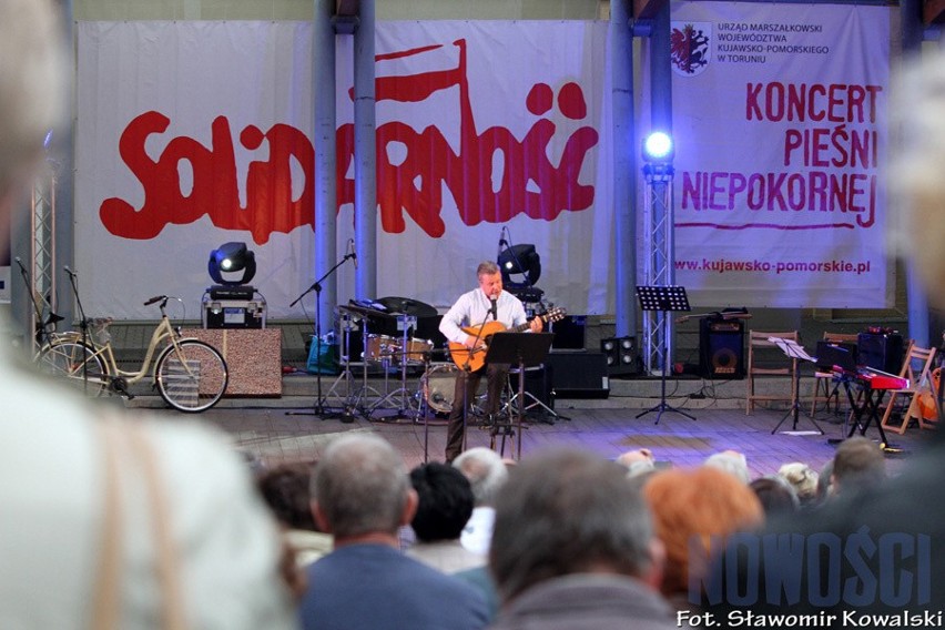 Koncert Pieśni Niepokornej