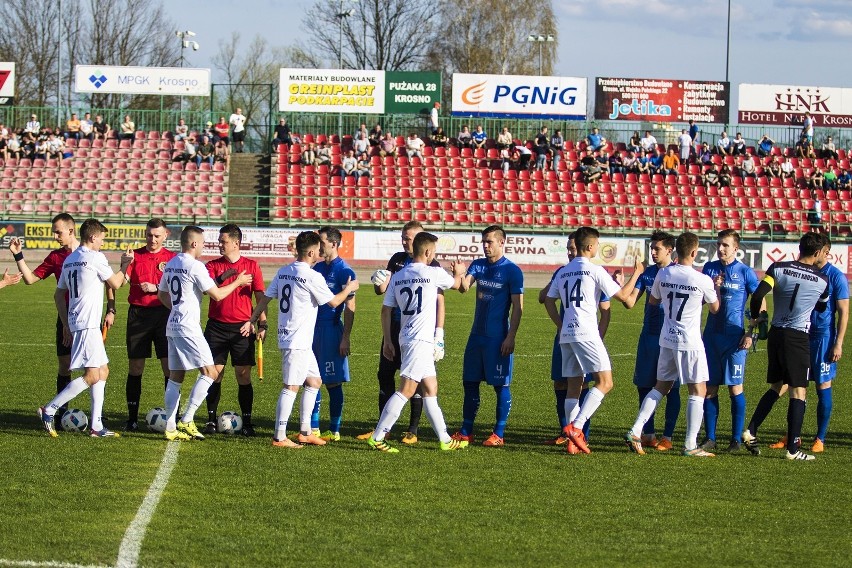 Stal Rzeszów po dwóch golach Kamila Bętkowskiego pokonała...