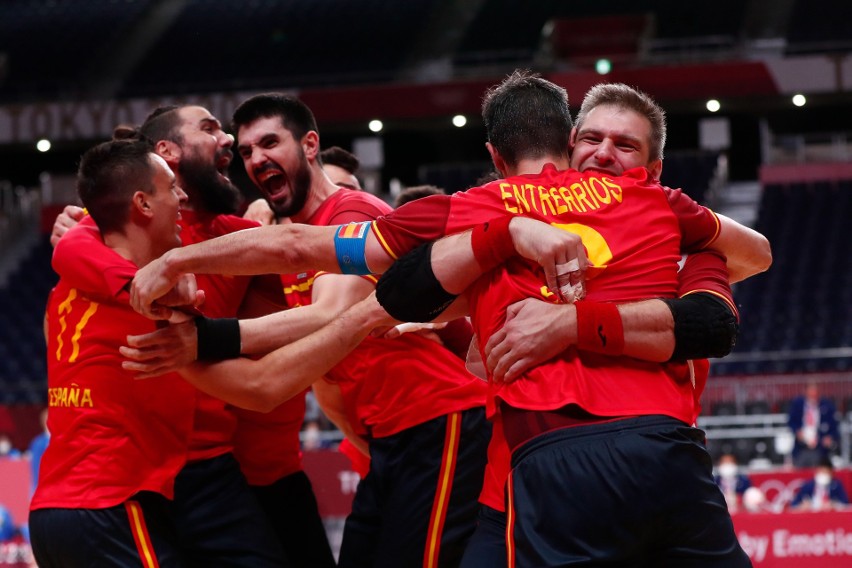 Tokio 2020. Gol Alexa Dujszebajewa zaważył na awansie Hiszpanii do półfinału. Co za końcówka!
