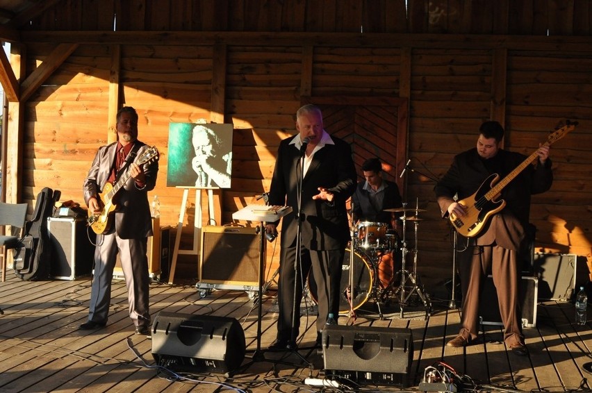 John Clifton Blues Band z Kaliforni dał koncert w Karniewie