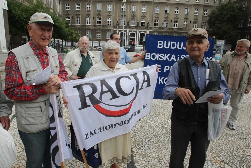 Protest: Nie oddawajmy ziem Kościołowi