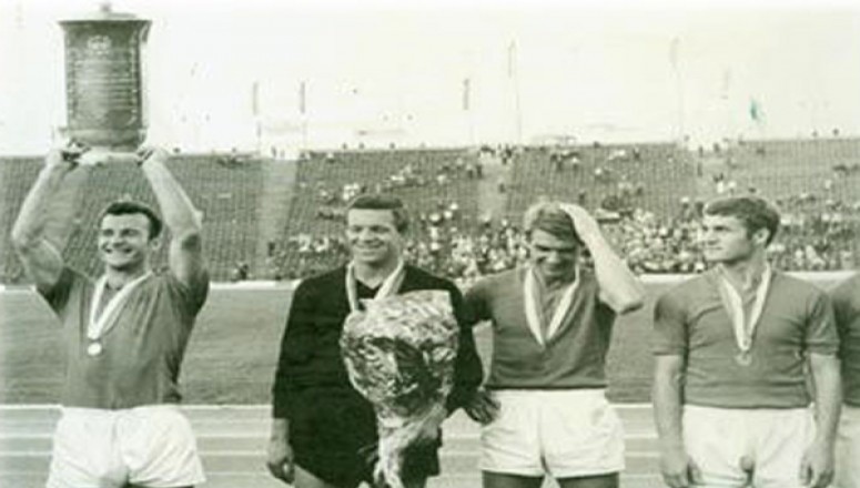 Finał Pucharu Polski w 1971 roku na Stadionie Śląskim....