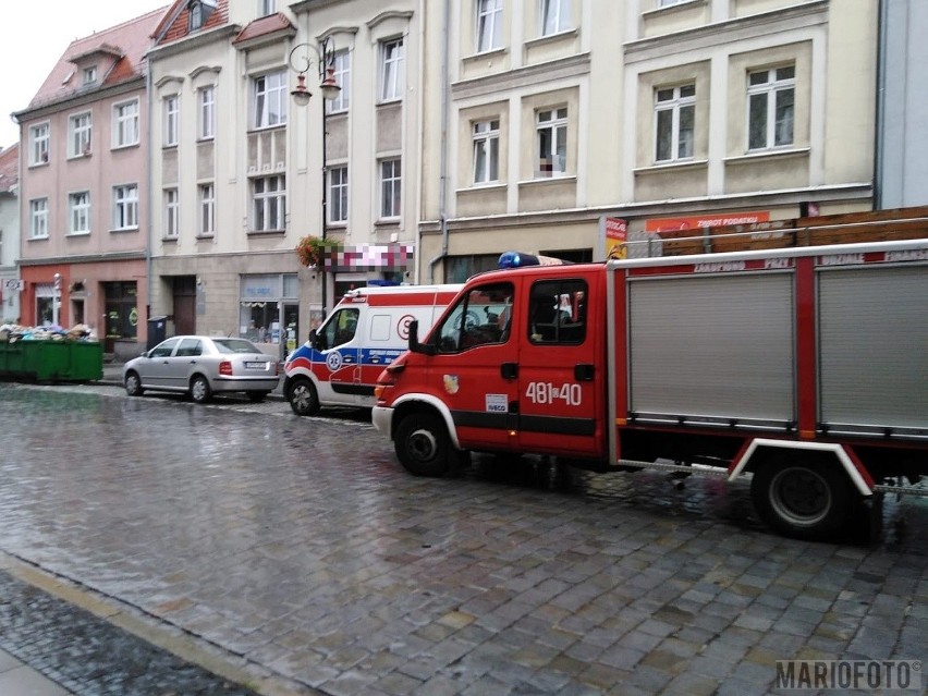 Napadli na zegarmistrza w Prudniku i zażądali pieniędzy. Gdy 65-letni mężczyzna odmówił - pobili go. Sprawców szuka policja 