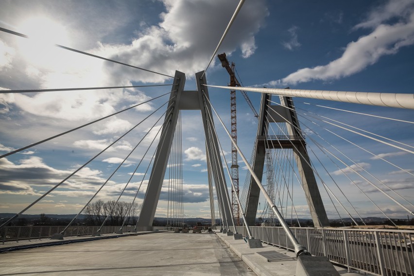 Nowy most na Wiśle jest imponujący