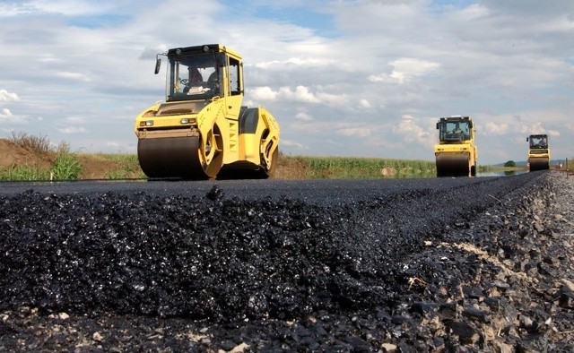 Rząd przyznał kolejne pieniądze na remont i budowę nowych dróg w ramach Rządowego Funduszu Rozwoju Dróg.
