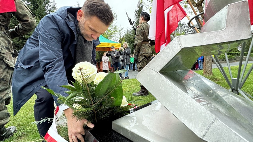 Obchody 14. rocznicy katastrofy smoleńskiej na cmentarzu...