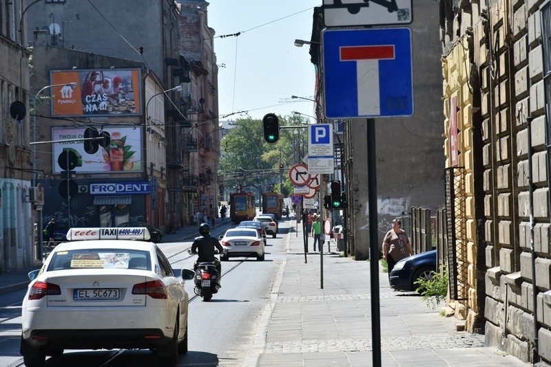 Każdy to jadąc z północy miasta minie znak drogi bez wylotu...