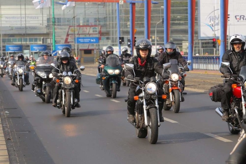 Motocyklowa parada w Poznaniu na zakończenie sezonu