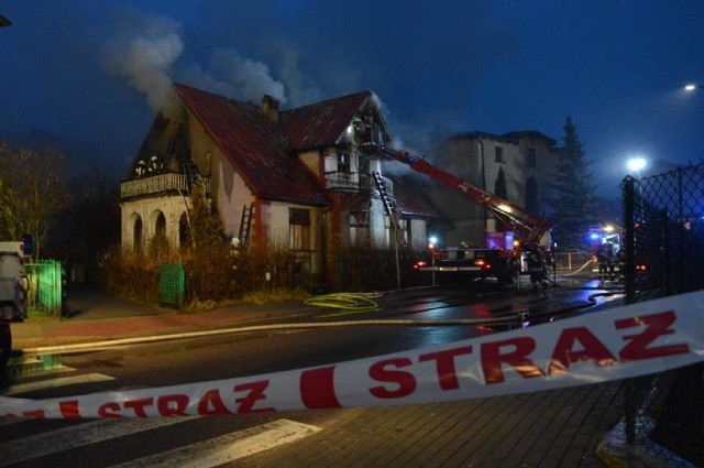 Pożar przy ul. Sędzickiego w Kartuzach