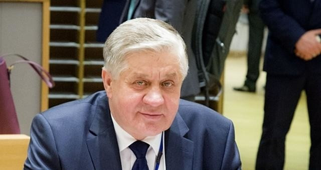 Spadająca liczba świń powoduje wyludnianie wsi