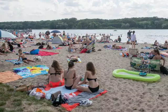 W piątek nad poznańską Rusałką miało dojść do ataku na dwie nastolatki.