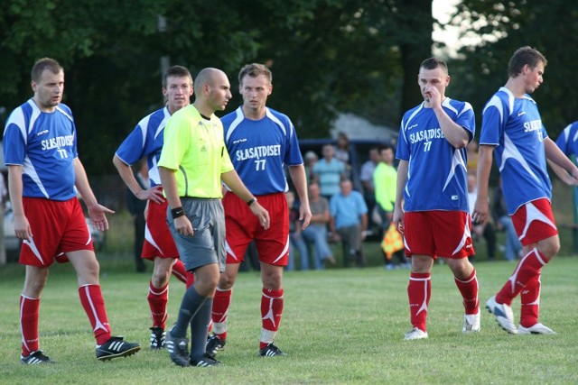 Piłkarze Sokoła Sokolniki pokonali po zaciętym meczu rywali z Kotowej Woli 3:2.