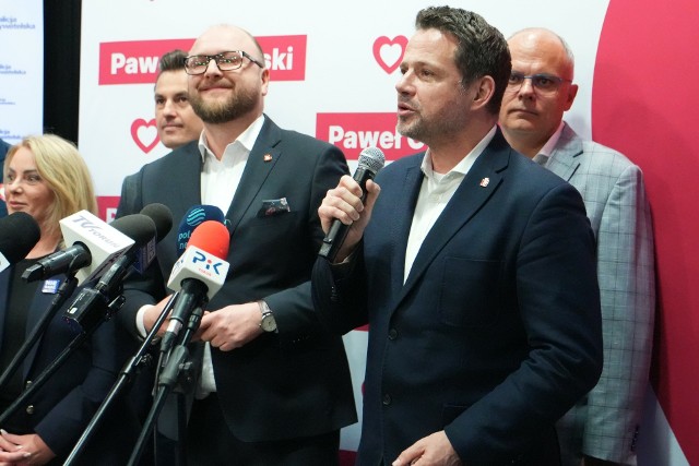 W piątek, ostatnim dniu kampanii przed drogą turą wyborów, do Torunia przyjechał Rafał Trzaskowski, który poparł kandydata KO na prezydenta Torunia, Pawła Gulewskiego.