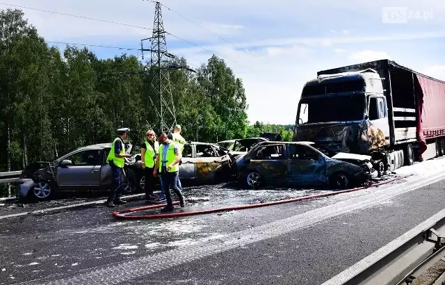 Do wypadku na autostradzie A6 pod Szczecinem doszło 9 czerwca 2019 r.