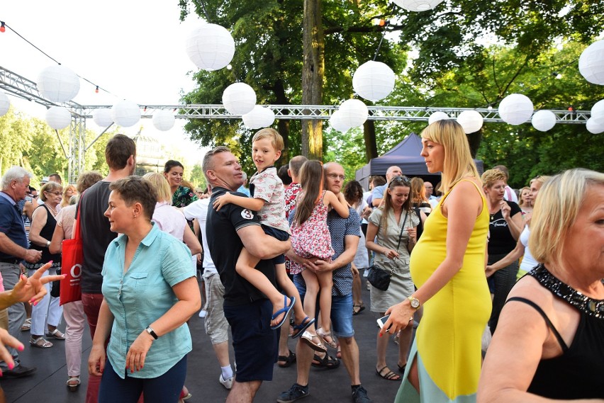 Ogrody Branickich. Potańcówka miejska na Dni MIasta Białegostoku 2019