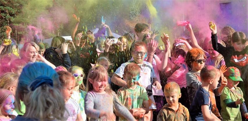 W Bukownie odbył się tradycyjny festiwal kolorów, czyli...