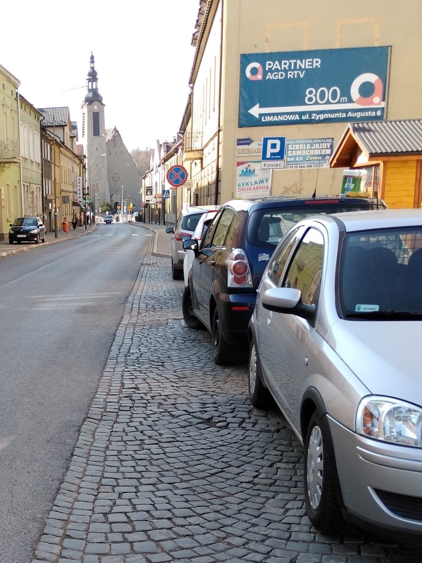 Limanowa. Reklamowy kicz zniknie z miejskich ulic? Projekt uchwały już gotowy [ZDJĘCIA]