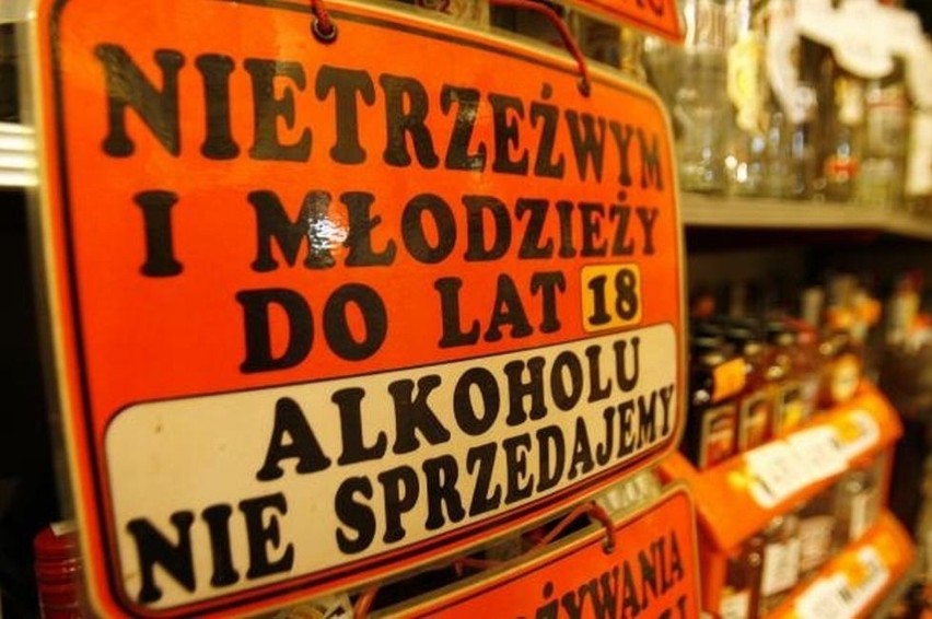 - W Polsce mamy 66 tys. sklepów z koncesją alkoholową –...