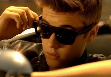 Justin Bieber w teledysku do piosenki Boyfriend