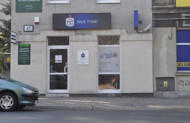 Do napadu doszło w banku w Pabianicach