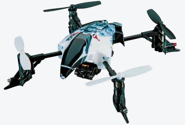 Drony – bezzałogowe statki powietrzne są sterowane zdalnie albo wykonują lot same