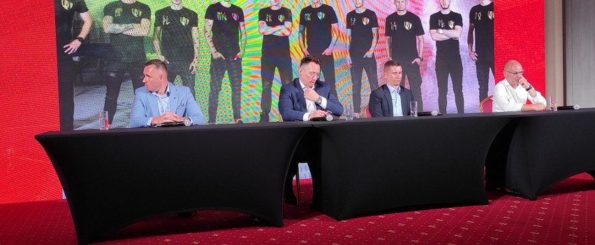 Fortuna 1 Liga. Korona Kielce przedłużyła umowę z Suzuki Motor Poland. Celem na sezon jest tylko awans (ZAPIS WIDEO KONFERENCJI)