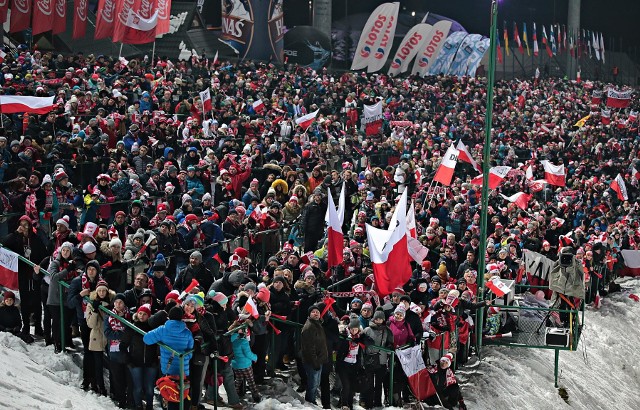 SKOKI NARCIARSKIE 2018 ONLINE Puchar Świata w Zakopanem. Konkurs drużynowy. Jak poradzi sobie Stoch i spółka? [wideo live stream]