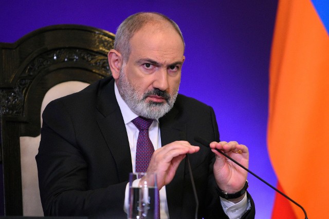 Premier Armenii Nikol Paszynian jest gotów na ustępstwa ws. Górskiego Karabachu, byle poprawić strategiczne położenie jego kraju