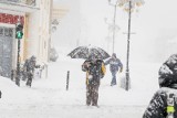 Potężne uderzenie zimy już w grudniu? Ma mocno sypnąć śniegiem. Długoterminowa prognoza pogody