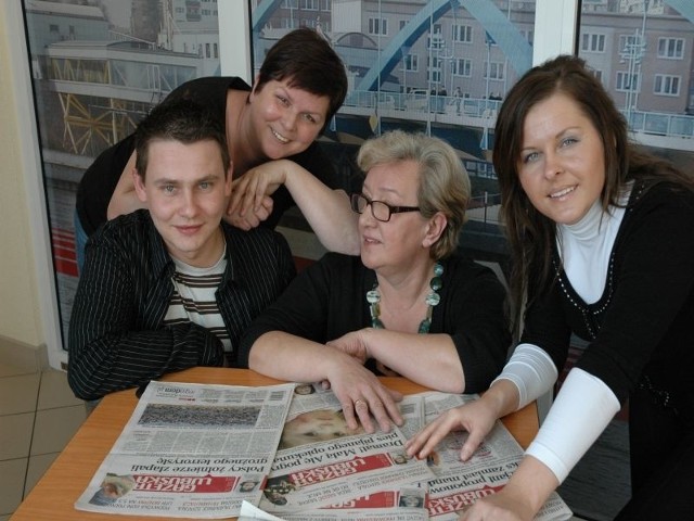 Nasz zespół w nowej siedzibie: Mariusz Szpakowski (od lewej), Beata Bielecka, Bożena Bryl-Chrząszcz i Ewelina Ryś